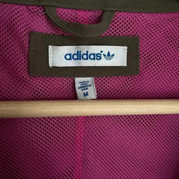 Adidas | Sports Coat with Back Vent and Snap Opening - Picture 9 of 11
